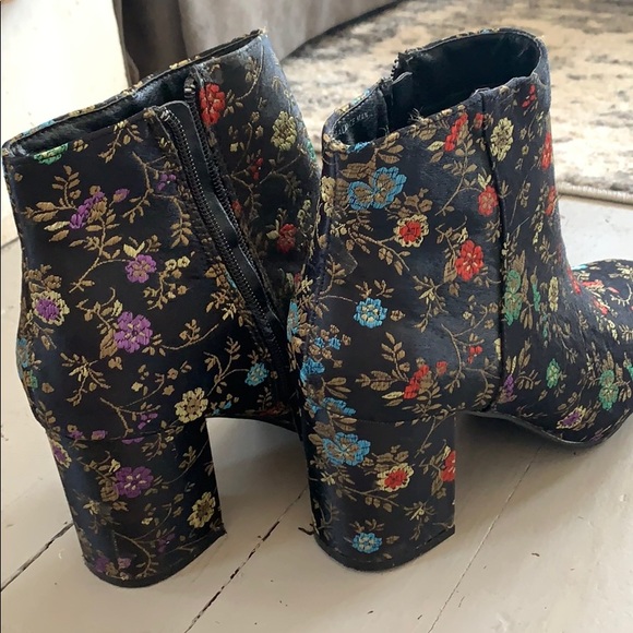 Booties - Picture 4 of 4